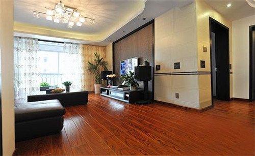 水泥地板上鋪設(shè)木地板 從準備到選材的完全指南