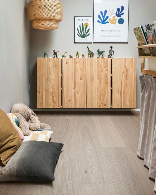 威林格全新系列 科技與自然交融的固化木地板，重塑家居空間美學(xué)